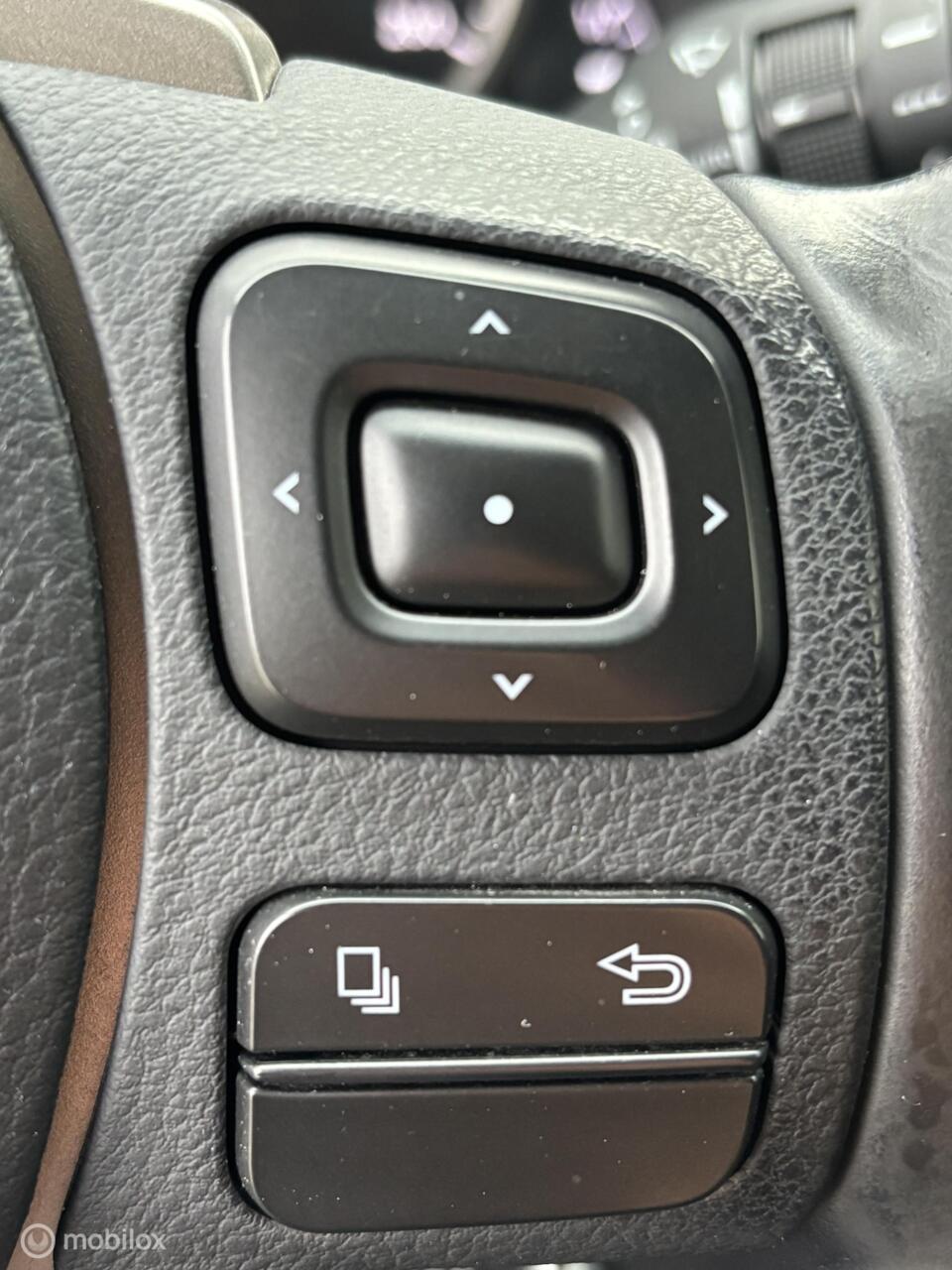 Lexus Nx 300h awd luxury line