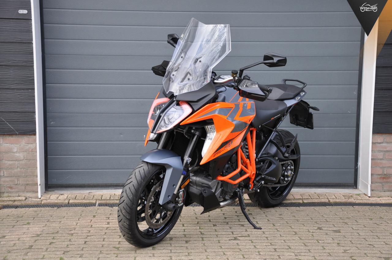 KTM 2190 SuperDuke GT 9000 km BTW motor