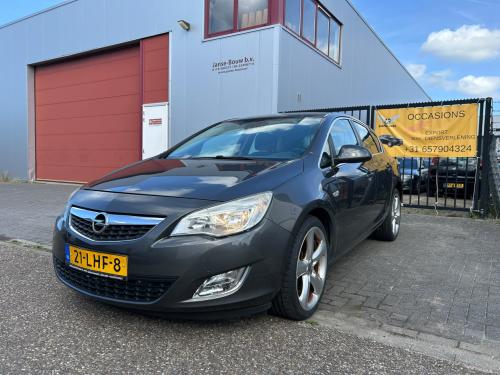 Opel Astra 1.6 Cosmo Executive Airco/Navi/PDC/Cruise/19" LM/Lange APK