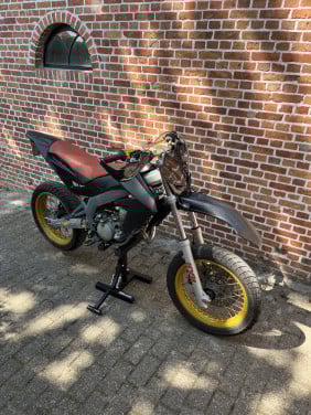 Mooie Aprilia SX50