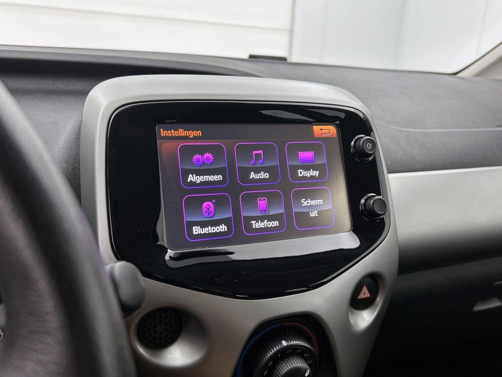 Toyota Aygo 1.0 vvt-i x-play | camera | bluetooth | airco