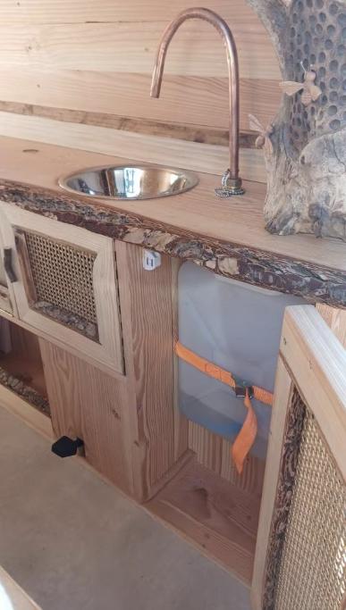 Als nieuwe Microcamper Volkswagen Caddy Maxi 2.0 TDi, Jaar APK en beurt