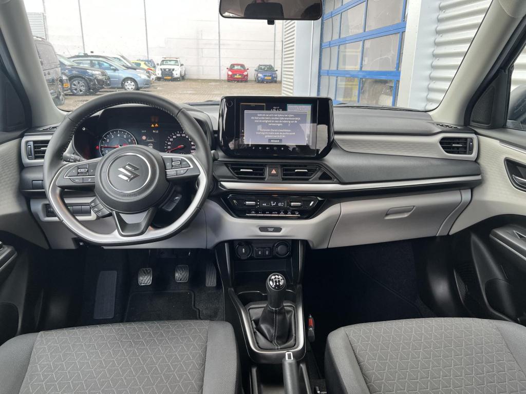 Suzuki Swift 1.2 style smart hybrid