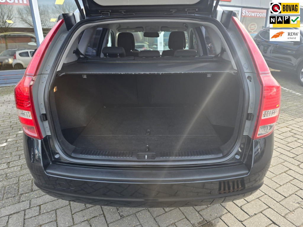 Kia Cee'd sporty wagon 1.6 cvvt x-tra