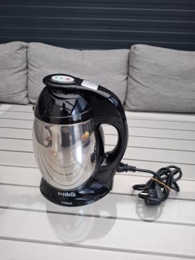 Soyabella SB-130 sojamelk maker,