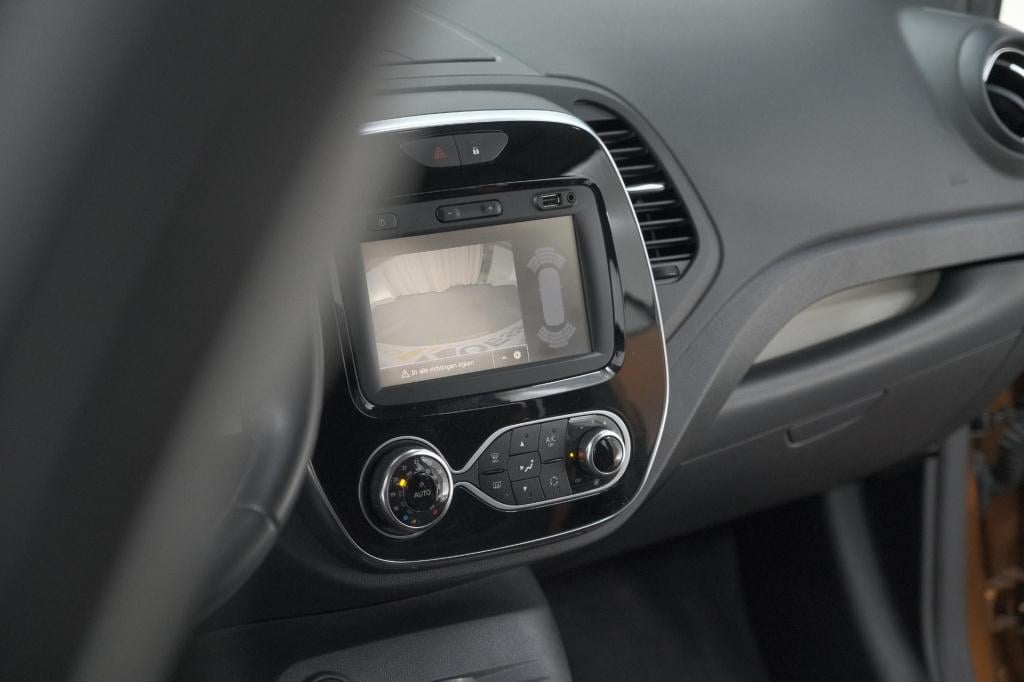 Renault Captur tce 120 edc intens | camera | stoelverwarming | navigatie | 