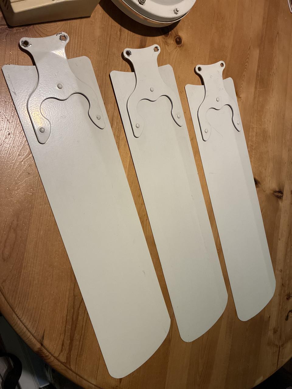 Witte plafondventilator