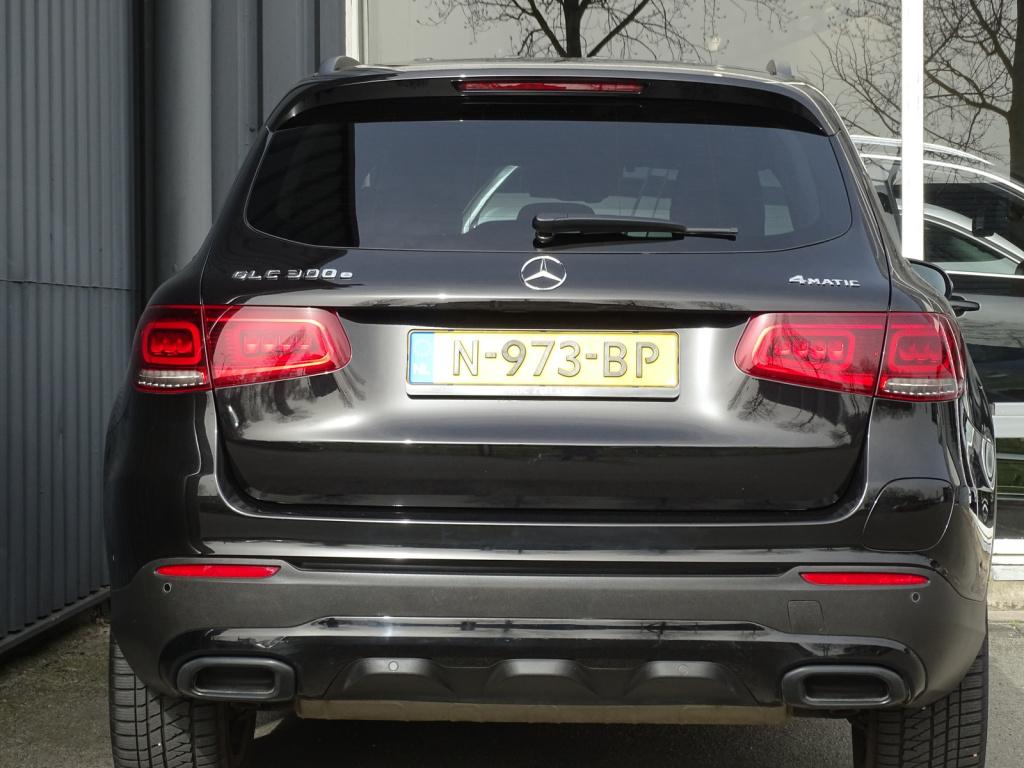 Mercedes-Benz Glc 300e 4matic business solution amg