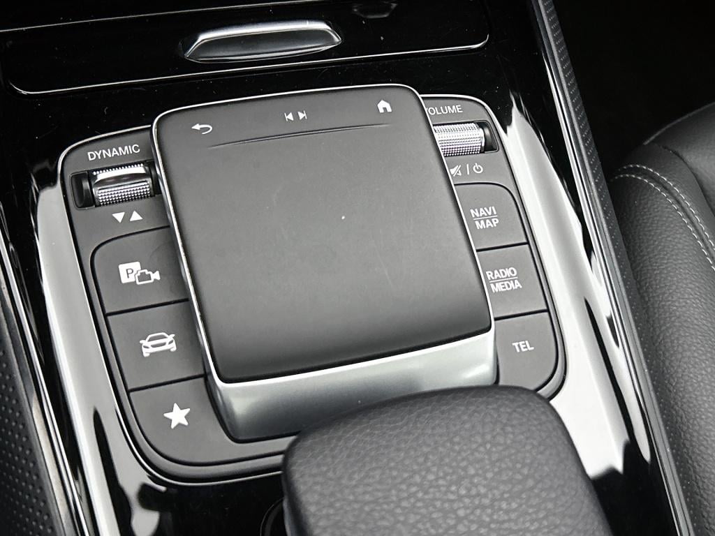 Mercedes-Benz Gla-klasse 250 e plug-in hybride panorama schuif-kanteldak | 