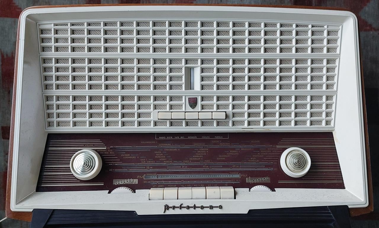 Aristona Radio in prima staat