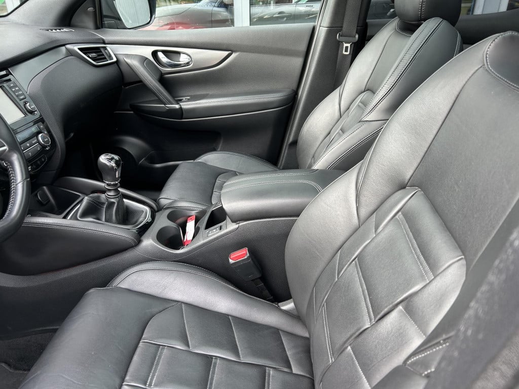 Nissan Qashqai 1.2 tekna +