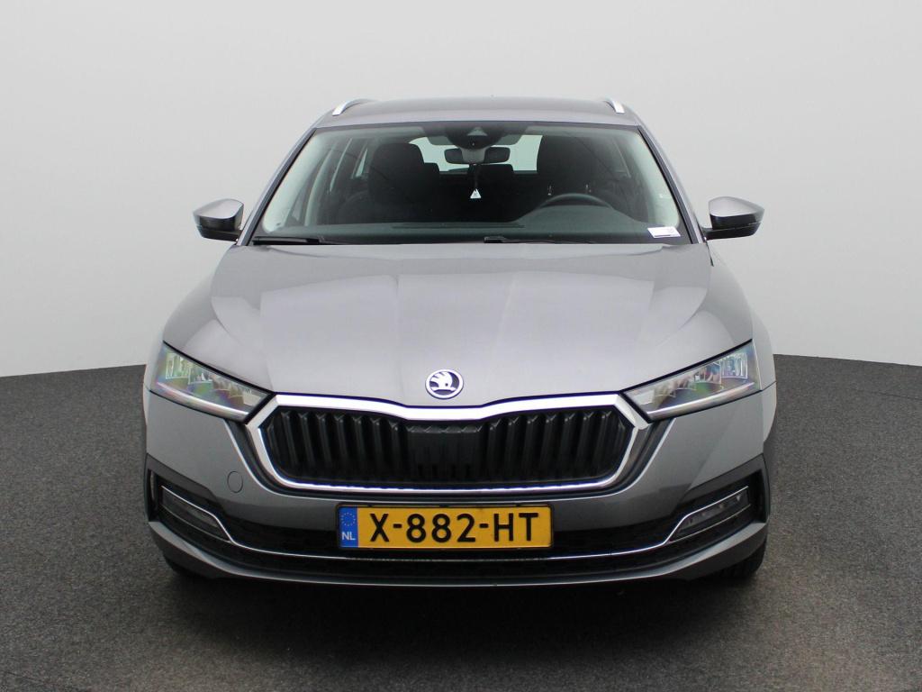 Skoda Octavia combi 1.5 e-tsi business edition plus | automaat | navigatie 