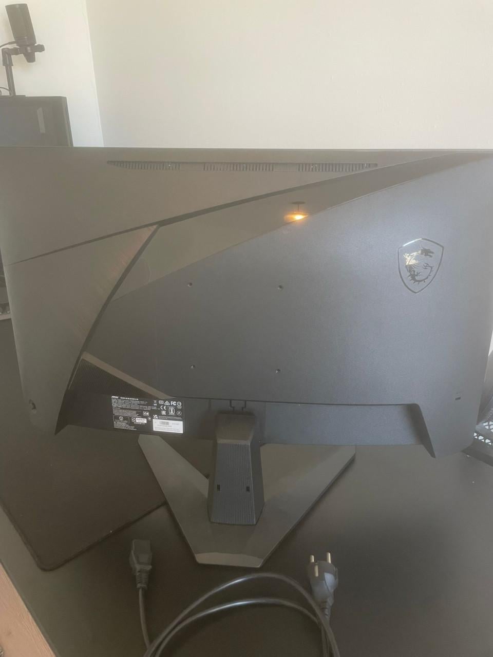 MSI MAG 27CQ6F Zwart Monitor