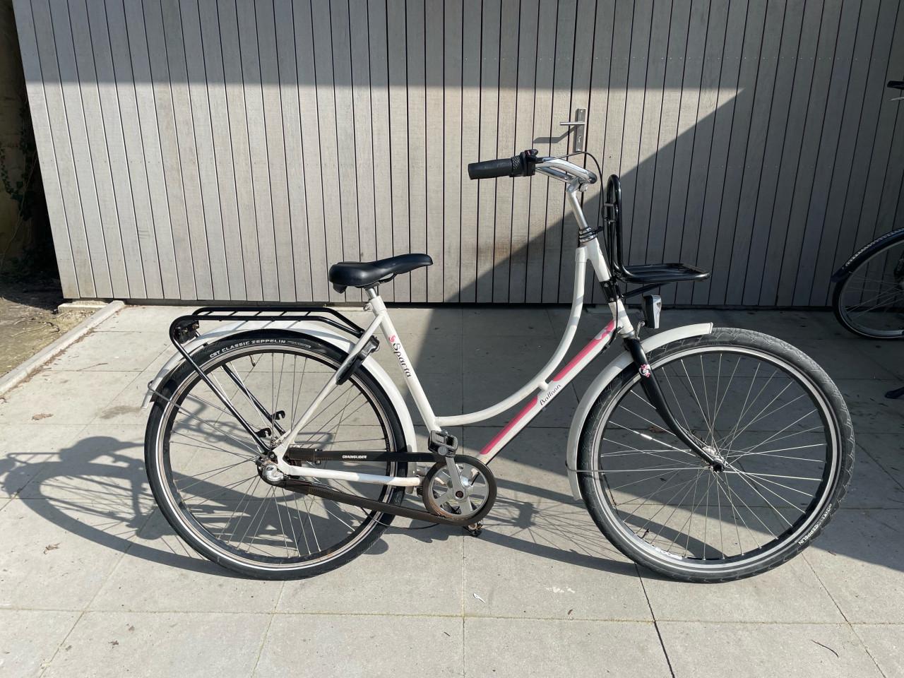 Damesfiets/ stationsfiets.