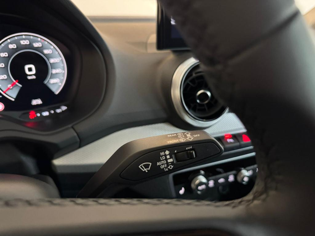 Audi Q2 35 tfsi s edition