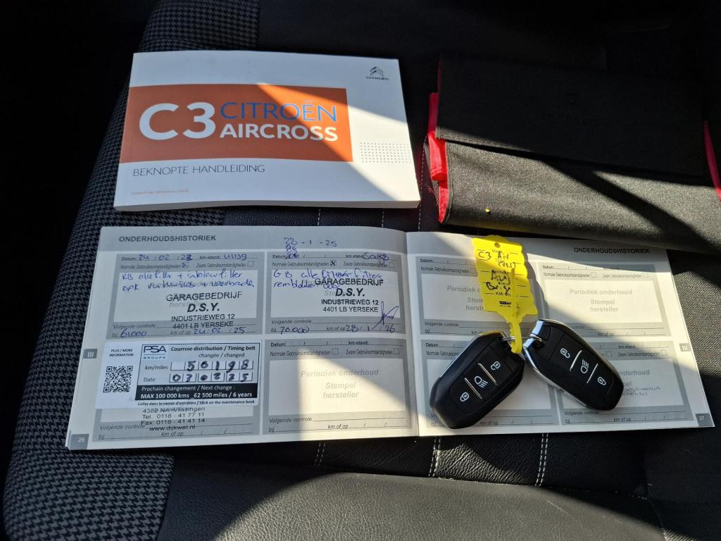Citroen C3 Aircross suv 110 shine automaat leer/navi/cam