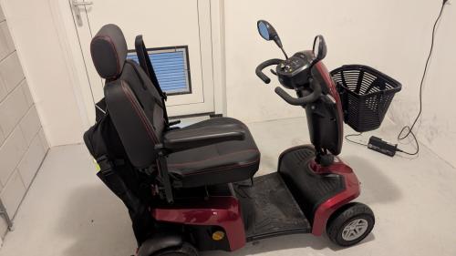 Mooie scootmobiel te koop wegens omstandigheden
