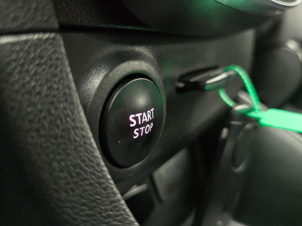 Renault Clio estate occasion 0.9 tce limited met trekhaak | zuinig! | tweed