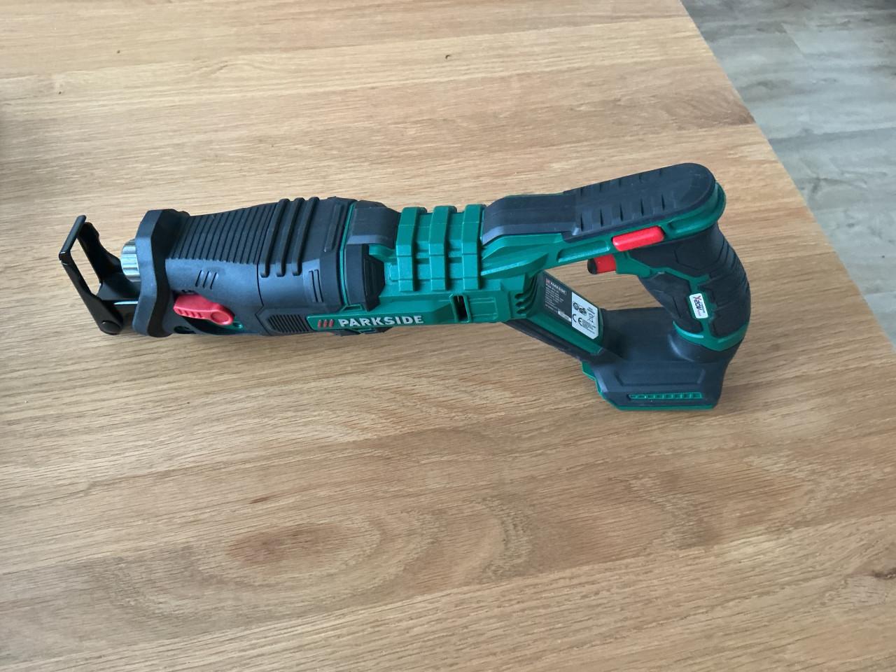 GERESERVEERD Parkside accu reciprozaag