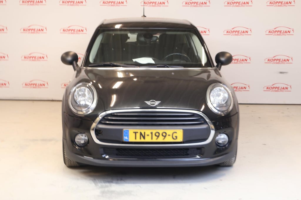 Mini One mini 1.5 first salt nl auto,btw, carplay, all season, cruise,