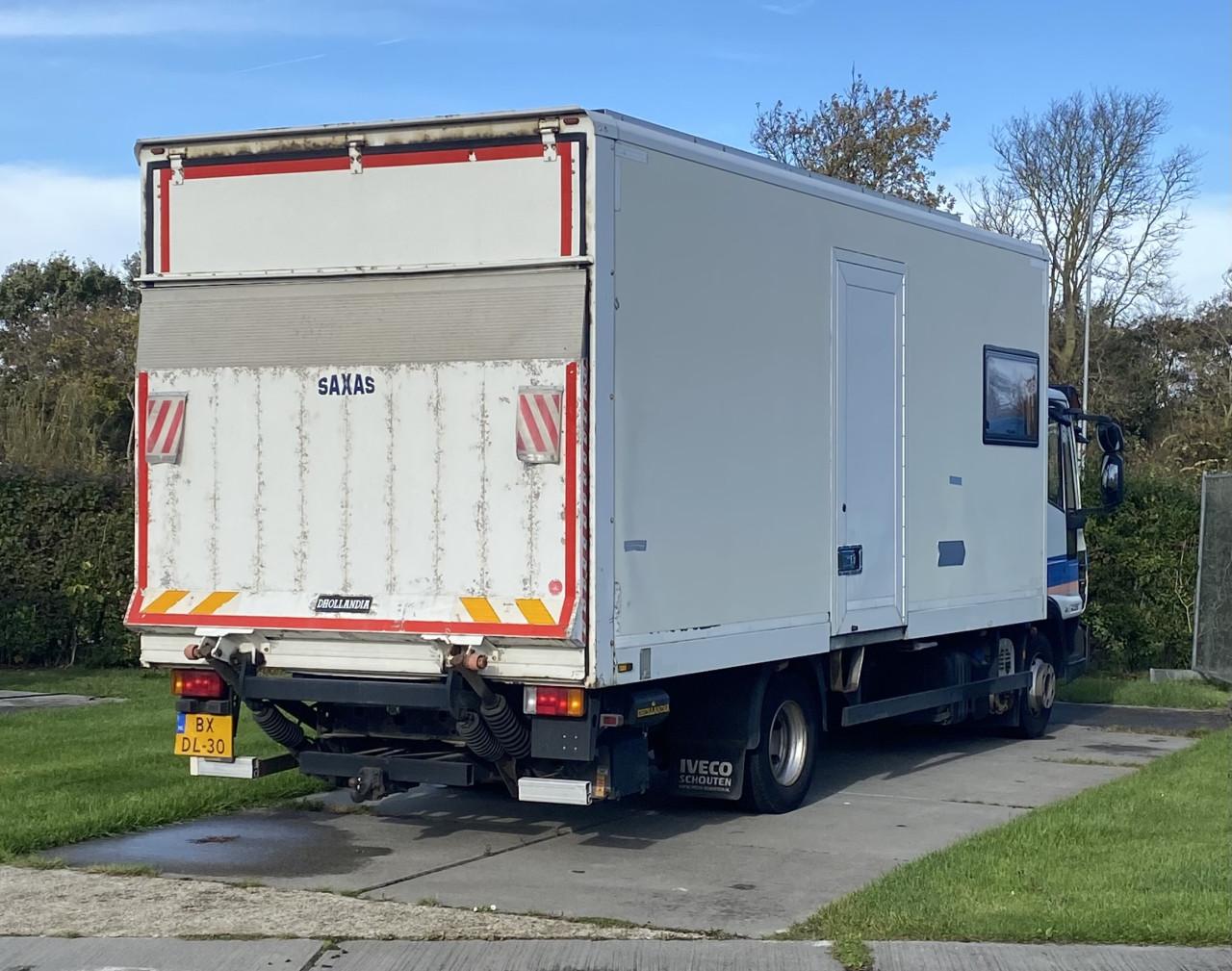 Iveco Camper Vrachtwagen 7,5 ton met 50CC scooter