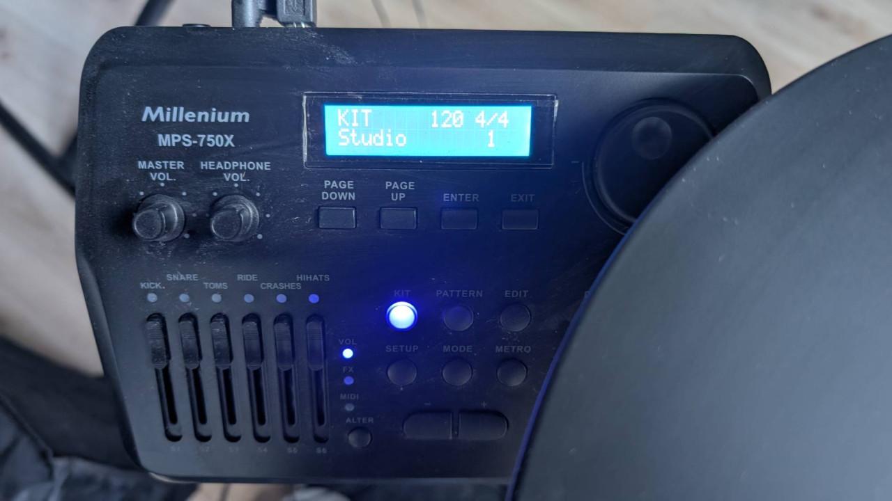 Millenium MPS-750X E-Drum Mesh Set incl. GRATIS drumkruk