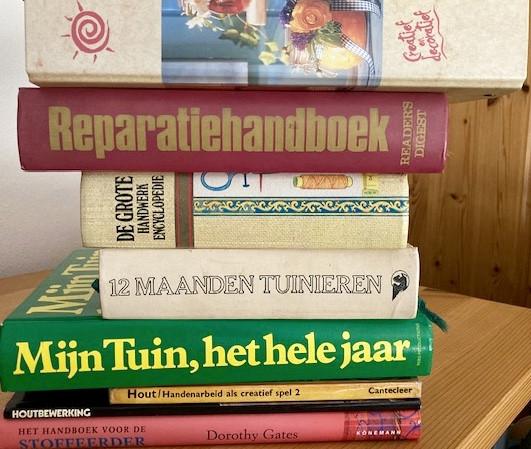 Boeken: English Poetry-National Geographic-Tuinieren-Doe het zelf-Creatief