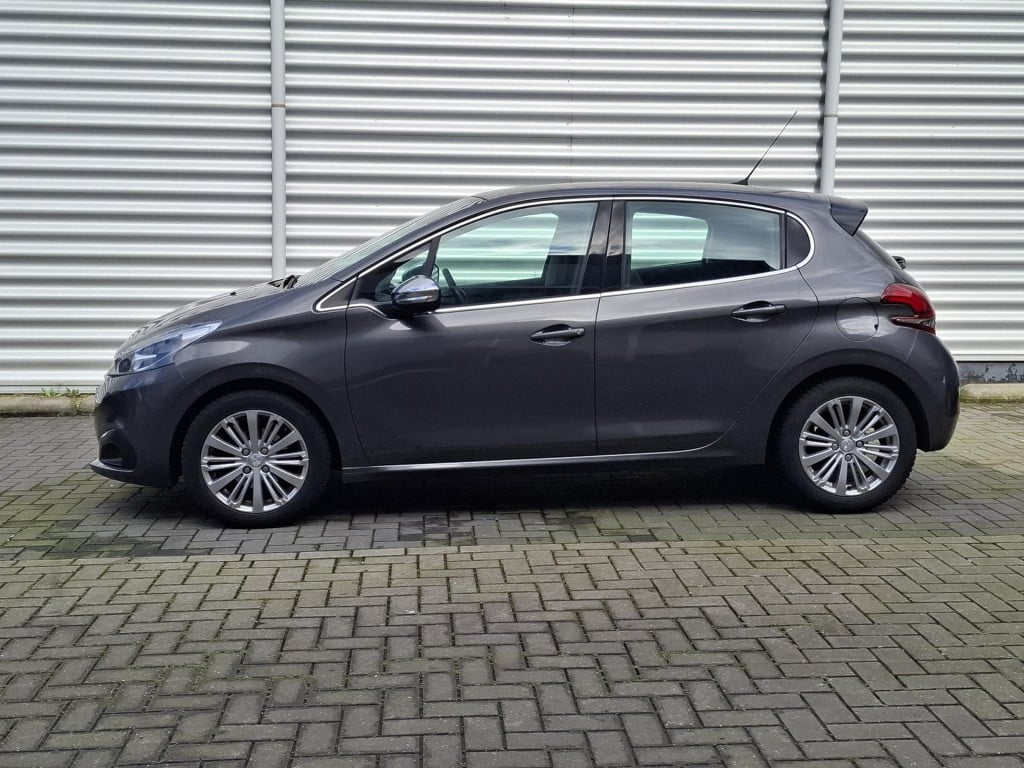 Peugeot 208 1.2 allure nav/clim/lmv/park