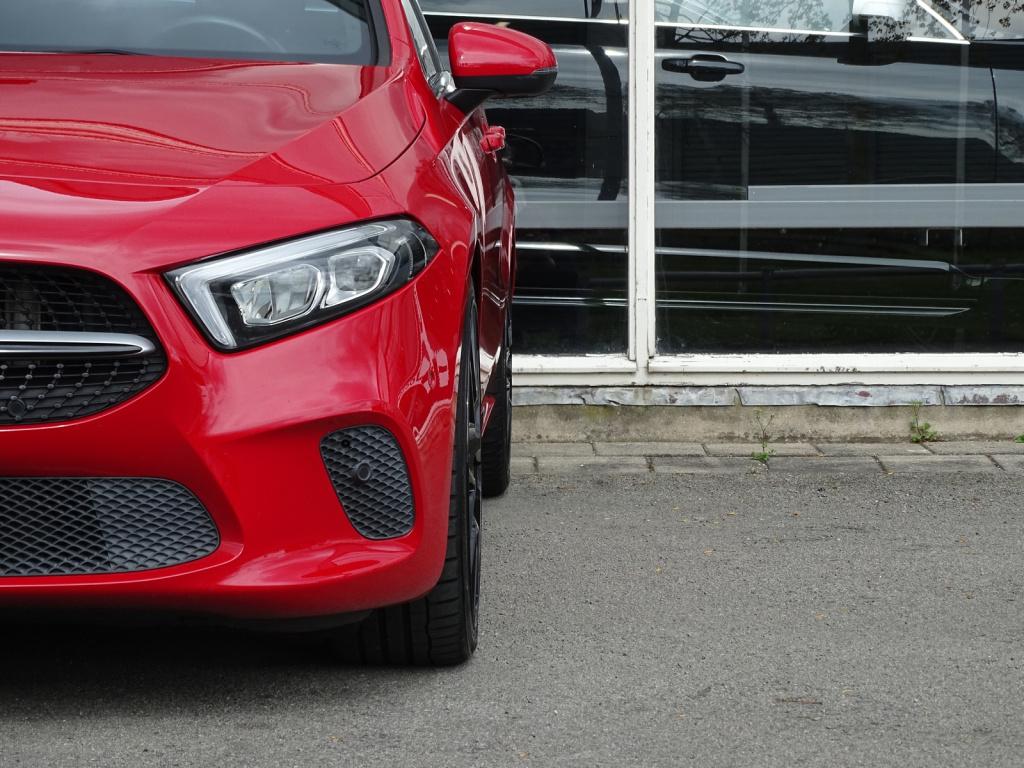 Mercedes-Benz A-Klasse 200 business solution plus upgrade | camera | led | 