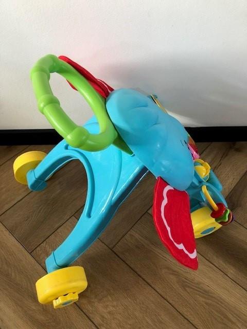 Leuke blauwe olifant als loopkarretje!