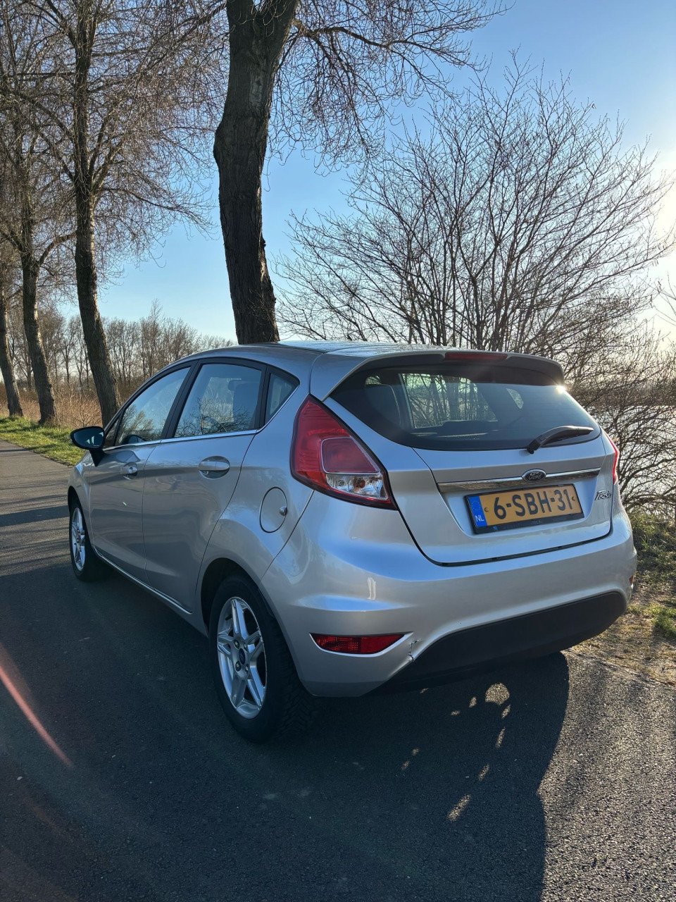 Ford Fiësta 1.0 5D 2013 Nieuwe apk!