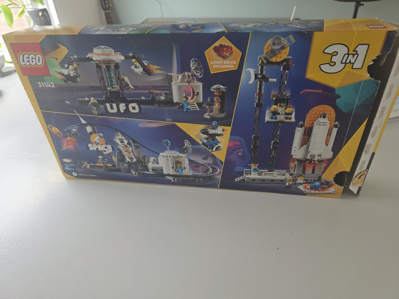 Lego creator 3 in 1