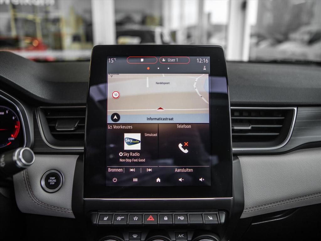 Renault Captur tce 155pk initiale paris automaat | bose | leder | panoramad