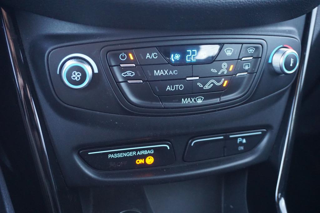 Ford B-max 1.6 ti-vct titanium automaat - climate / navi / cruise / parkeer