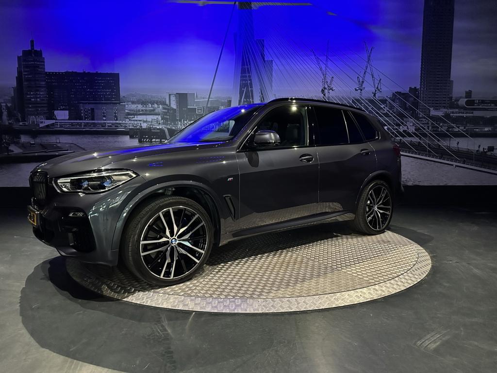 BMW X5 xdrive40i high executive *pano*harmankardon*memory*luchtvering*
