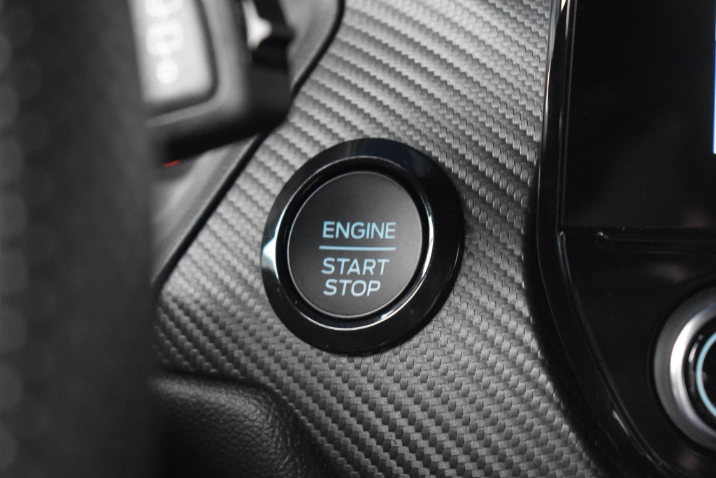 Ford Puma 1.0 ecoboost hybrid st-line | half-leder | navigatie | apple carp