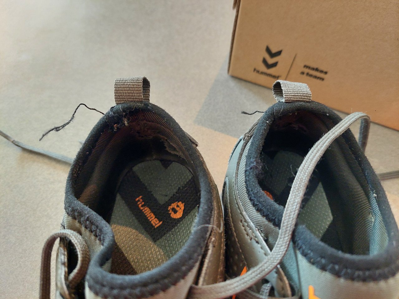 Hummel voetbalschoenen maat 31
