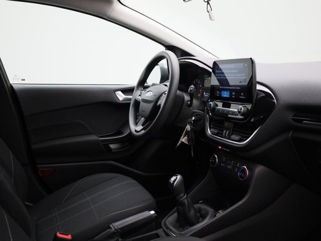 Ford Fiesta 1.1 trend | parkeer sensoren | airco | dab | bluetooth