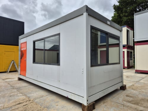 6x3m kantoorunit / woonunit / schaftkeet / bouwkeet