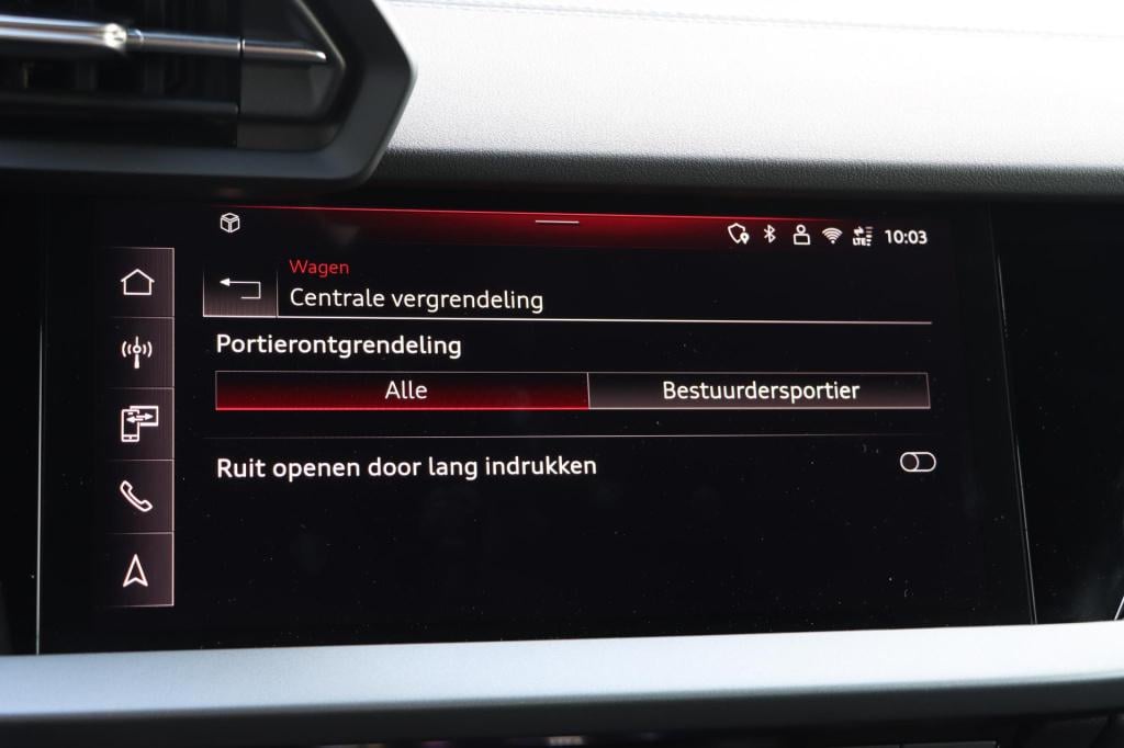 Audi A3 limousine 30 tfsi s edition 115pk s-tronic