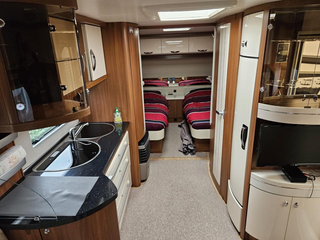 Hobby Premium 560 UL - 2013
