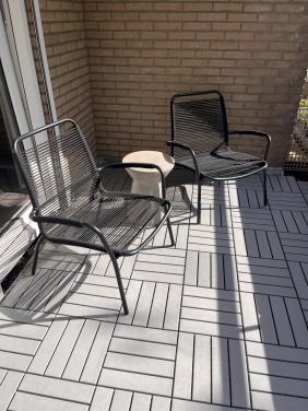 Zwarte tuinstoelen