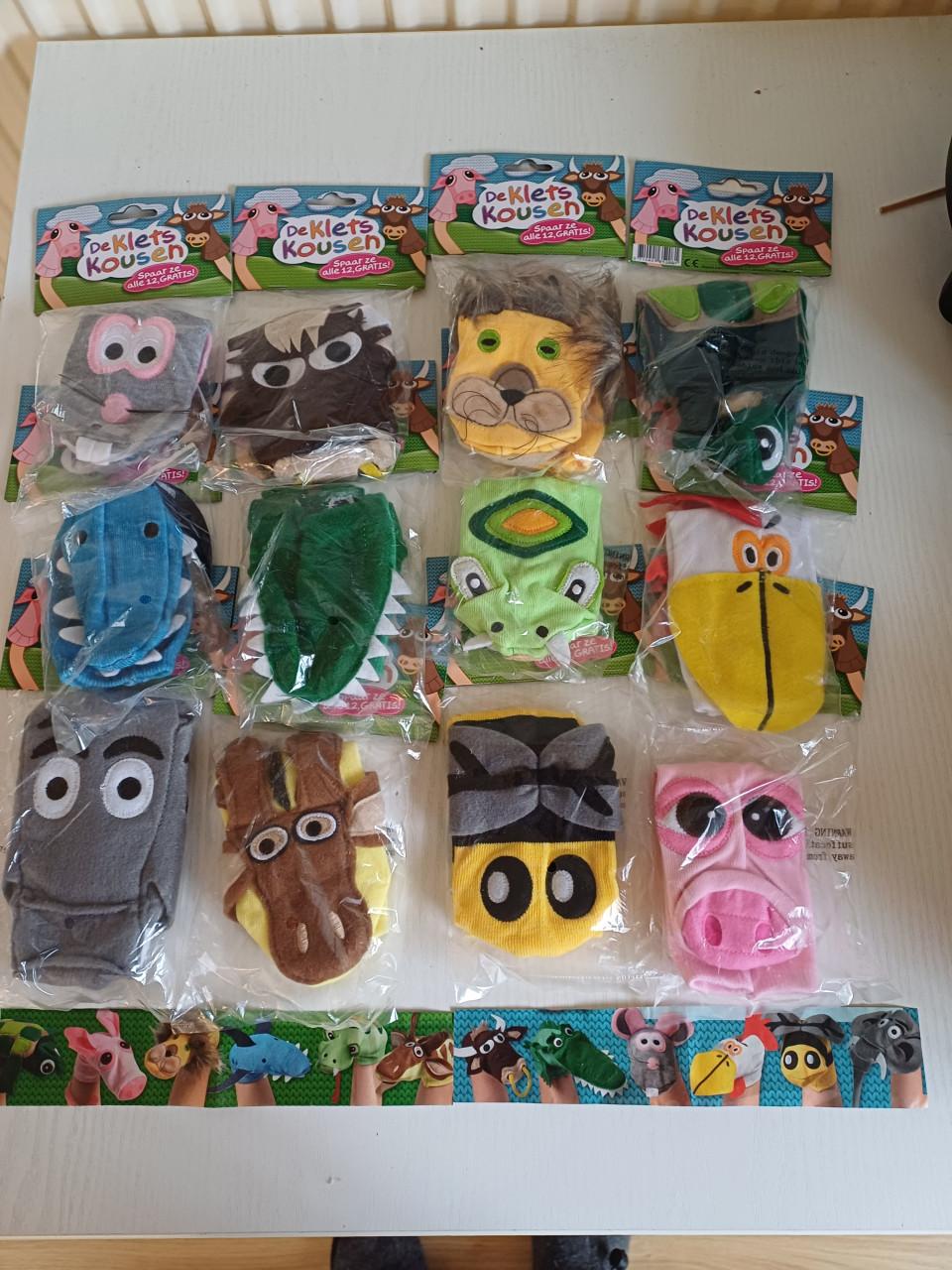 12 sokpoppen / kletskousen p,s 1,50  samen voor 15,00 ( NIEUW )