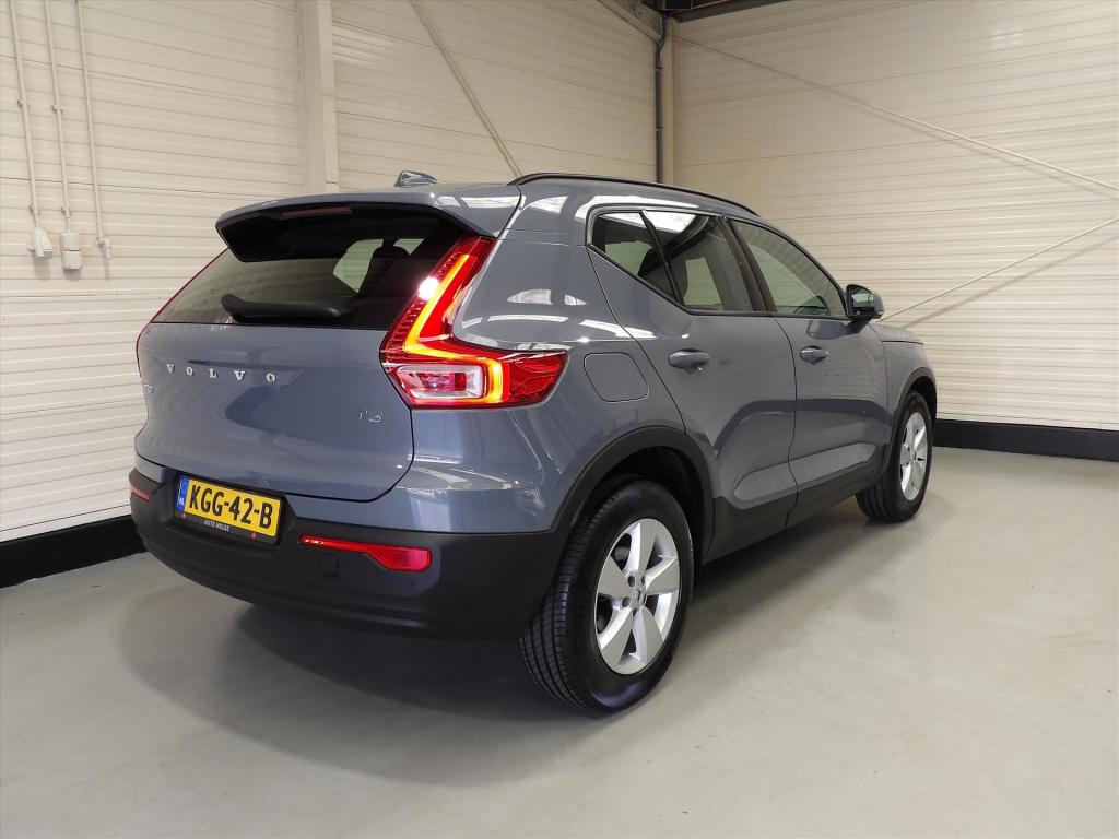 Volvo XC40 t3 163pk geartronic momentum core