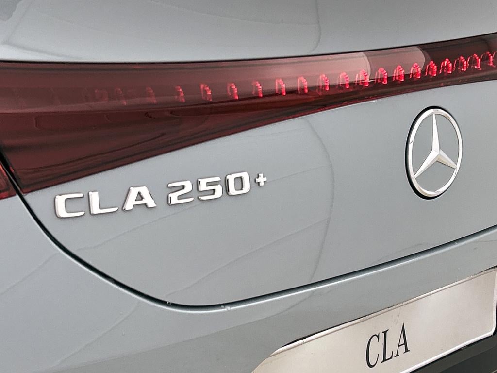 Mercedes-Benz Cla 250+ launch edition 85 kwh | trekhaak | memorypakket | sm