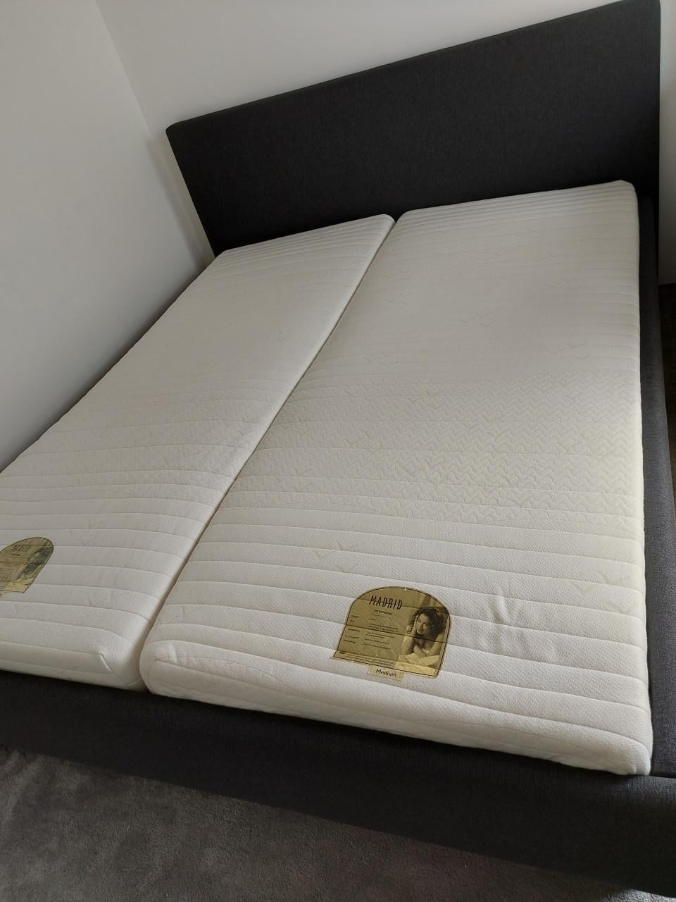 Tweepersoonsbed
