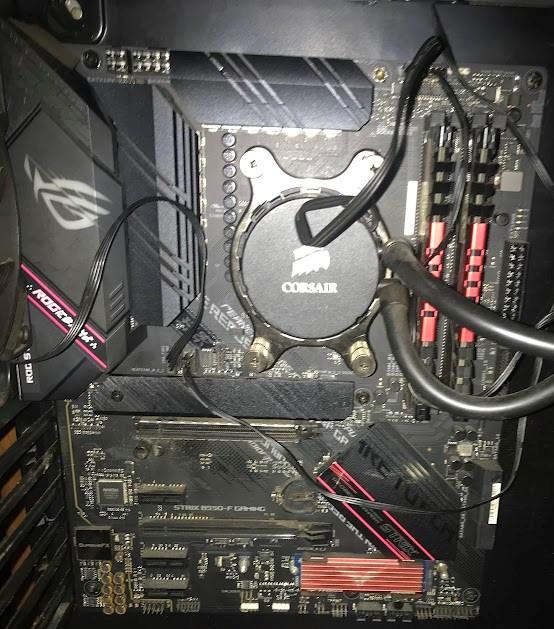 AMD Ryzen 3700X processor