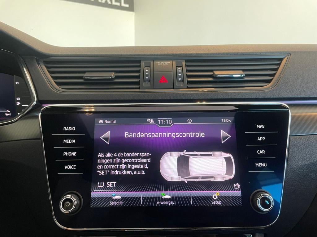Skoda Superb combi 1.4 tsi iv sportline business