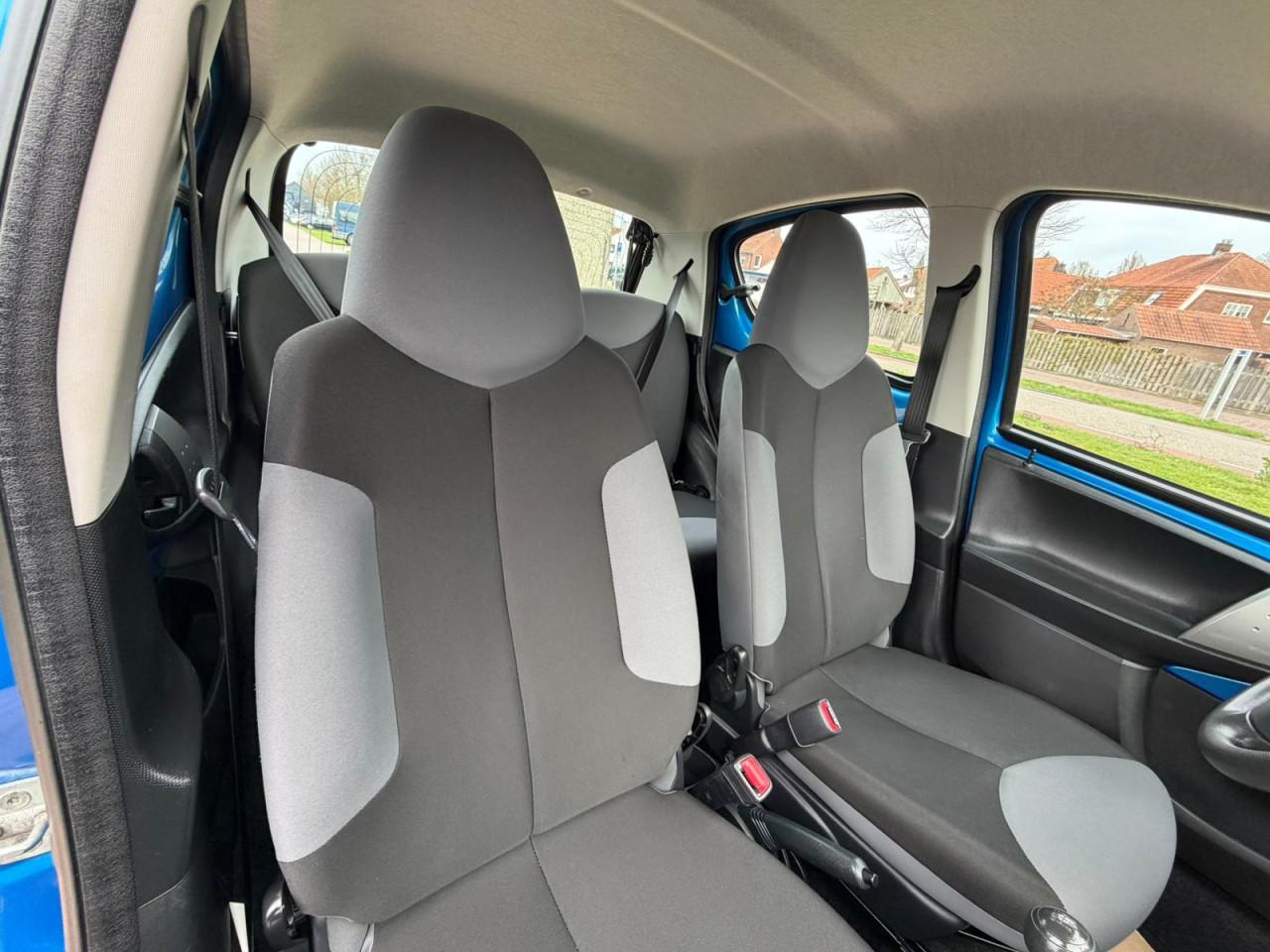 Peugeot 107 1.0 Access  uit 2013 5-Deurs met AIRCO | NETTE AUTO | APK 03/27