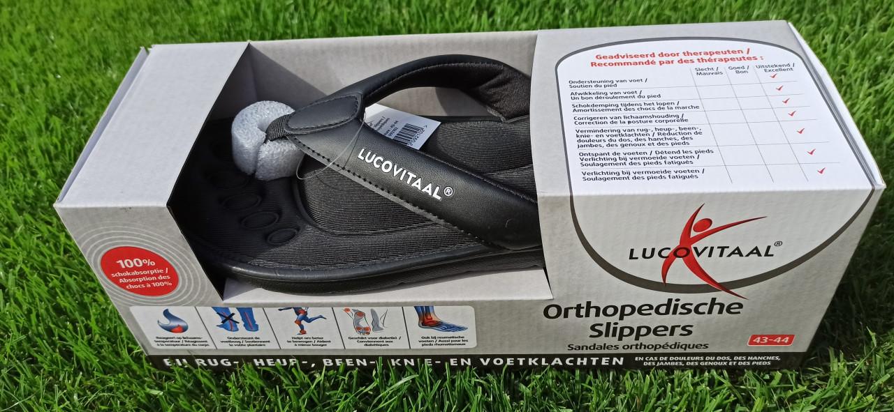 Nieuwe Lucovitaal slippers, maat 43/44